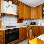 5240 For 8 Pers Bei Labin Nyaraló Rabac