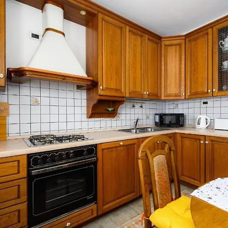 5240 For 8 Pers Bei Labin Casa de Férias Rabac