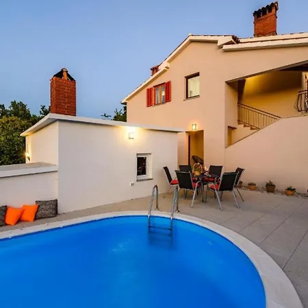 5240 For 8 Pers Bei Labin Casa de Férias Rabac